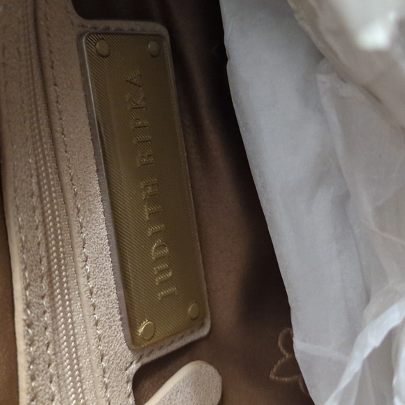 NWOT Judith Ripka Leather Bow Clutch - Picture 5 of 5